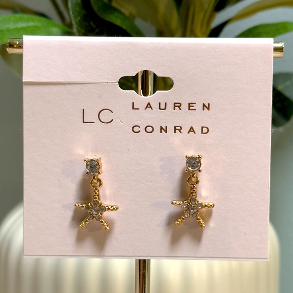 Lauren Conrad Gold Starfish Earrings - Picture 5 of 7